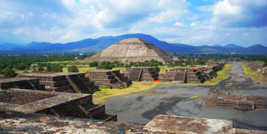 Aztecas y Mayas 2018